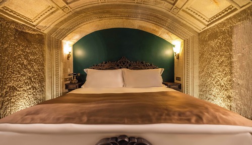 Signature Suite, 1 Double Bed (Pool)