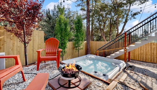 Cabin, Multiple Beds, Hot Tub, Mountain View (2048)