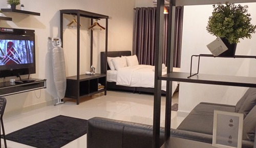 Executive Studio