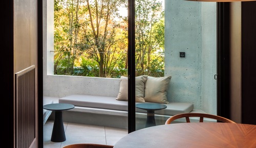 Exclusive Room +RETREAT