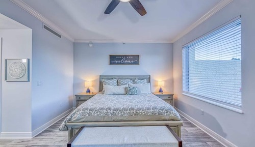 Signature Condo, 3 Bedrooms, Balcony