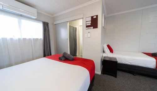 Family Studio, Non Smoking, Private Bathroom