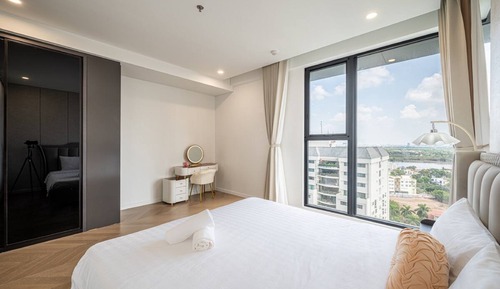 Presidential Suite, 3 Bedrooms, Club Lounge Access, City View