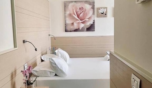 Suite, Private Bathroom, Garden View