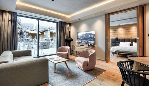 Swiss, Grand Room
