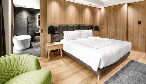 Swiss, Signature Apartment, 3 Bedrooms