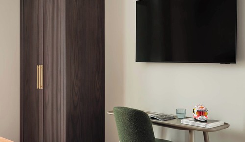 2 Bedroom Dual-Aspect Residence