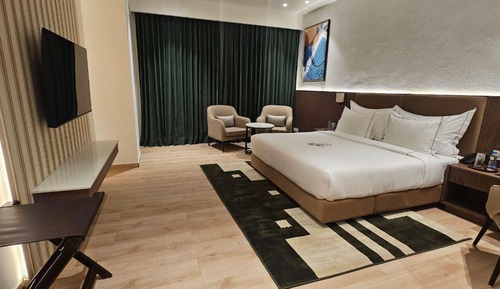 Bergenia Room with Balcony