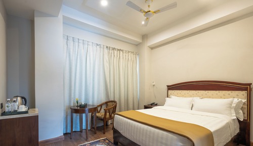 Executive Room