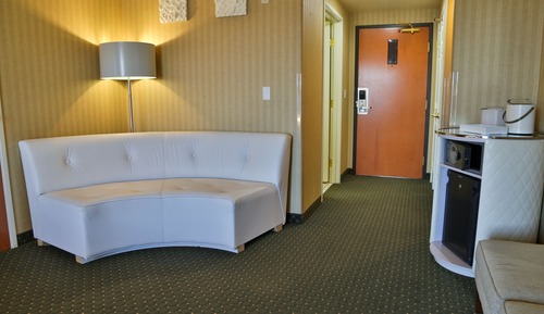 Deluxe Room, 2 Queen Beds, Non Smoking, Valley View