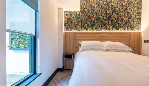 Family Triple Room, Multiple Beds, Courtyard View