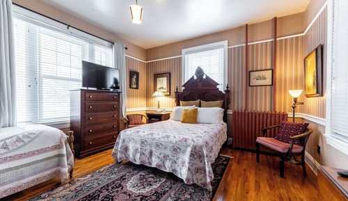 Exclusive Room, Multiple Beds
