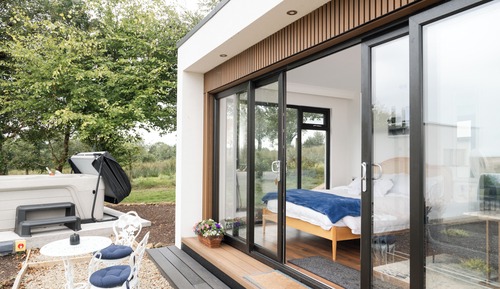Luxury Cabin, 1 King Bed, Hot Tub, Lake View