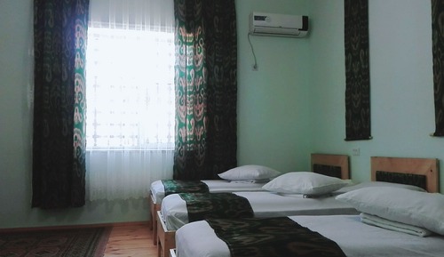 Standard Quadruple Room, City View