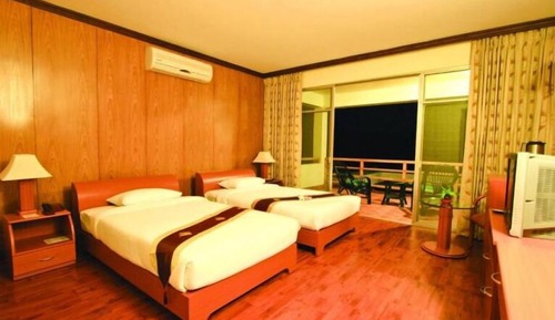 Deluxe Double or Twin Room, Garden View