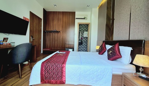 Superior Single Room