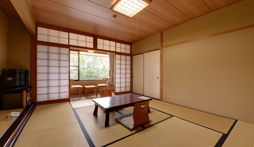 Standard Room, Shared Bathroom, Mountain View