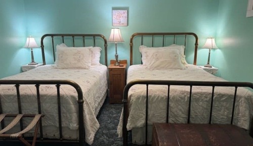 Room, 2 Double Beds, Non Smoking, Private Bathroom