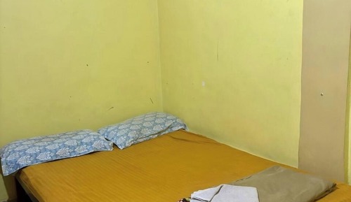 Homestay Family Room AC