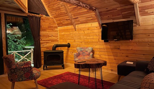 Deluxe Bungalow