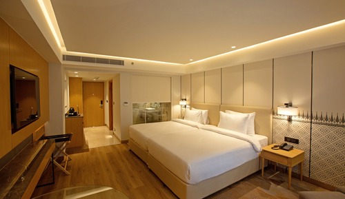 Club Double or Twin Room, City View