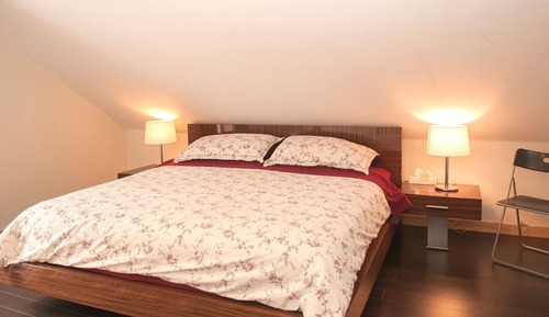 Family Room, 1 King Bed, Air conditioning, Garden View