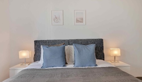 Luxury Apartment, Sea View