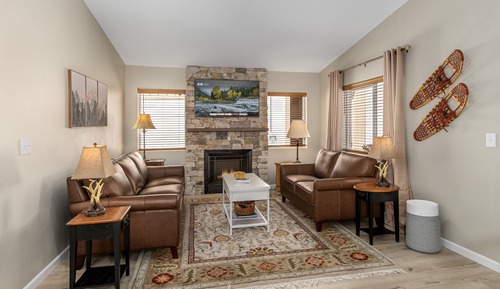 Condo, 2 Bedrooms