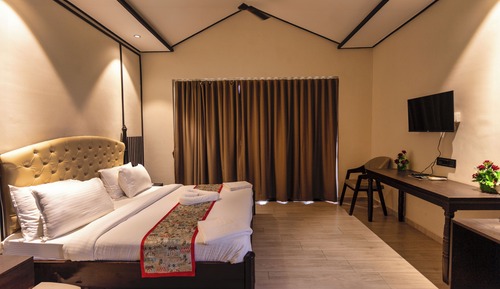 Premier Room