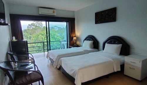 Basic Twin Room, 1 Bedroom, Non Smoking, Poolside