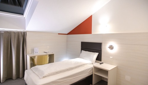Comfort Single Room
