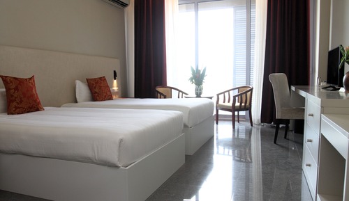 Superior Twin Room, Patio, Sea View