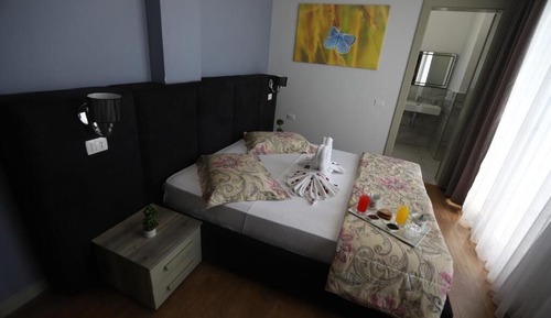 Basic Double Room, 1 Double Bed