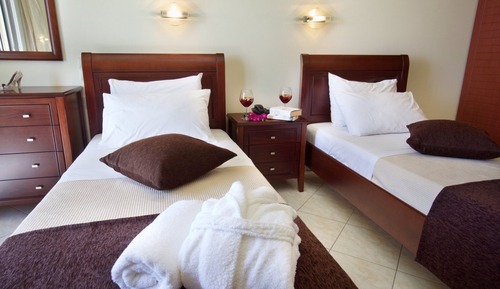 Deluxe Twin Room
