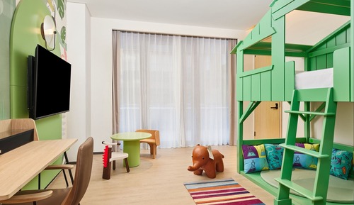 Suite, 2 Bedrooms, Garden View