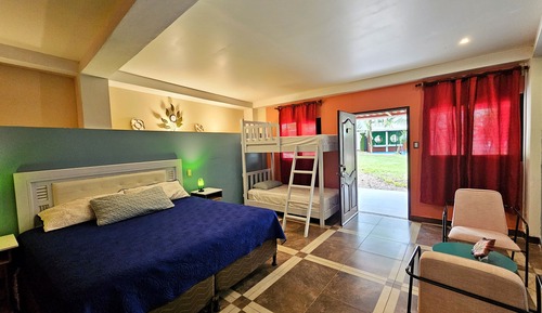 Family Triple Room, Bathtub