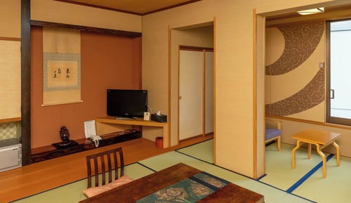 Traditional Triple Room, Non Smoking (private toilet, shared bath)