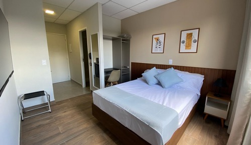 Suite, Garden View