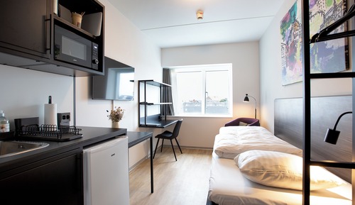 Studio, 1 Twin Bed