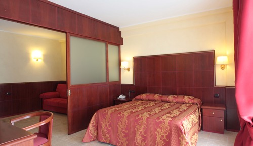 Standard Suite, 1 Double Bed with Sofa bed