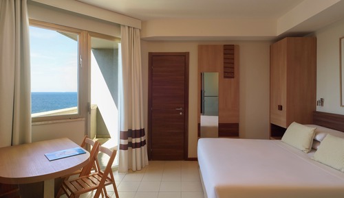 Monolocale 3, vista mare