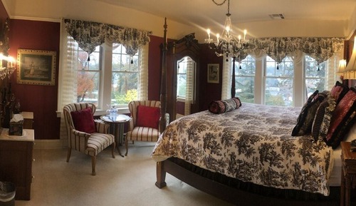 Premier Room