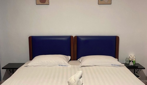 Standard Room, 1 King Bed