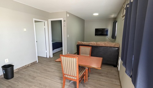 Premium Suite