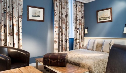 Standard Double or Twin Room, Ensuite, Harbor View
