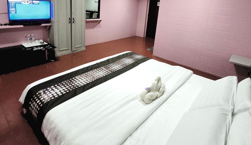 Premium Room, 1 King Bed