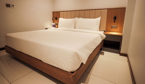 One Bedroom Suite King