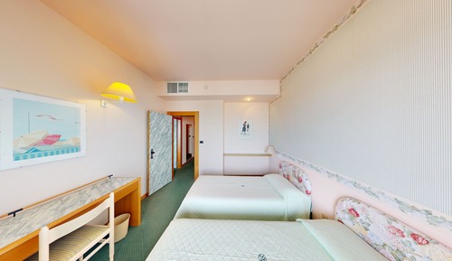 Basic Triple Room