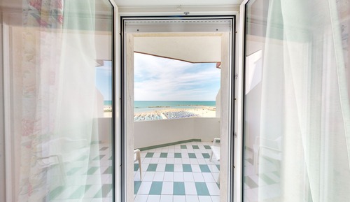 Exclusive Triple Room