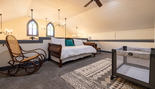 Condo, Ensuite (The Great Hall)